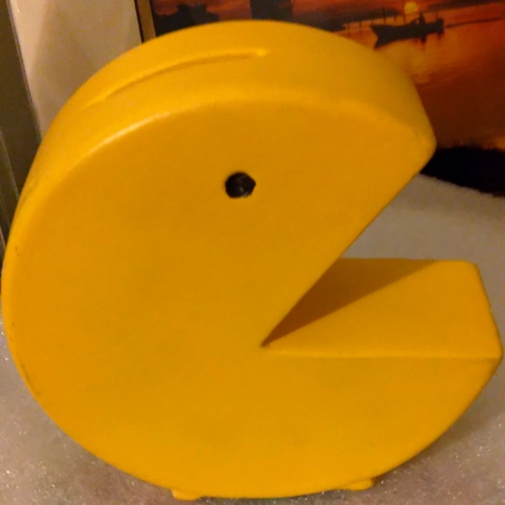 1980s..RETRO.."PAC-MAN" 4 1/2"T CERAMIC BANK..YELLOW